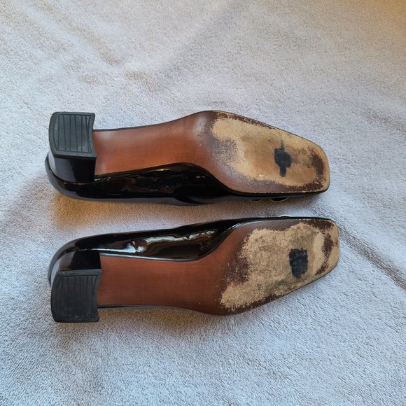 STUART WEITZMAN FLOWER PATENT PUMPS SIZE 6.5 - Picture 6 of 7